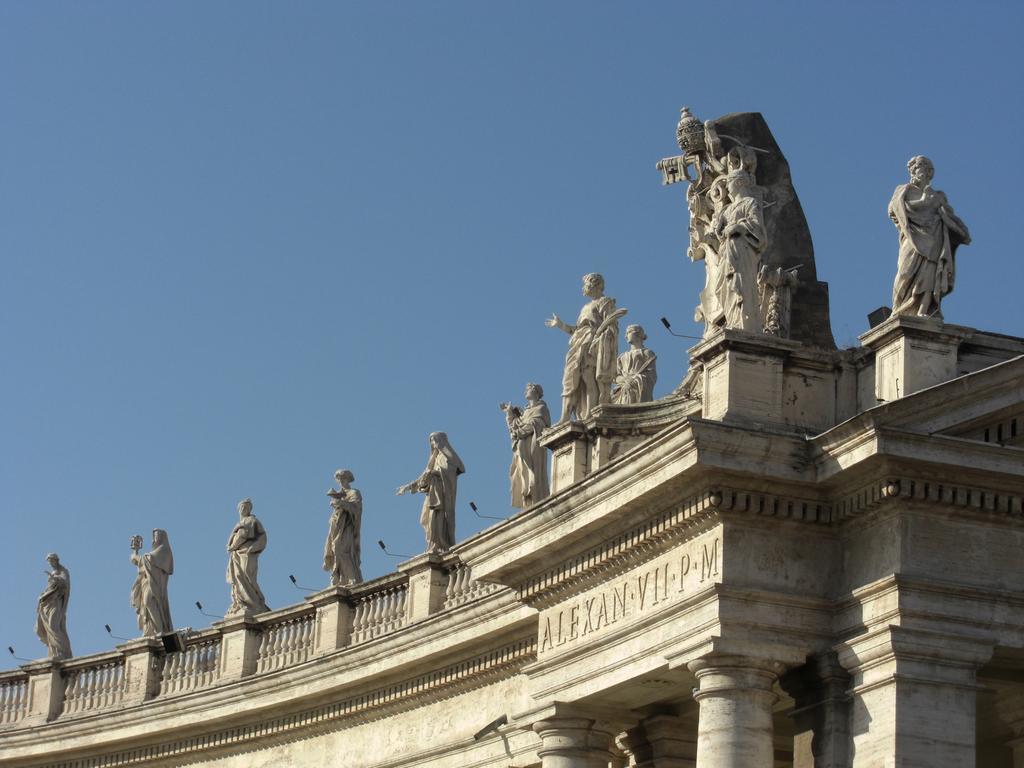 ローマ Viale Del Colosseo Bed & Breakfast エクステリア 写真